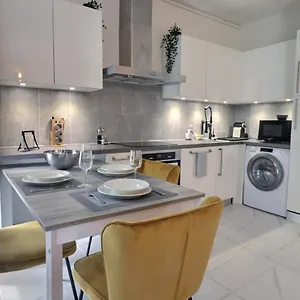 P&r1, One Bedroom, Center , Geneva Switzerland
